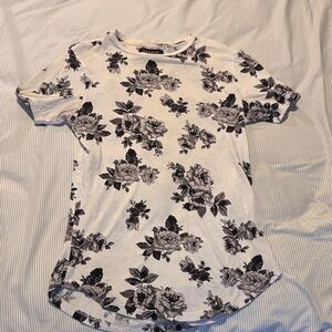 PacSun Black Floral Print Short Sleeve Tee